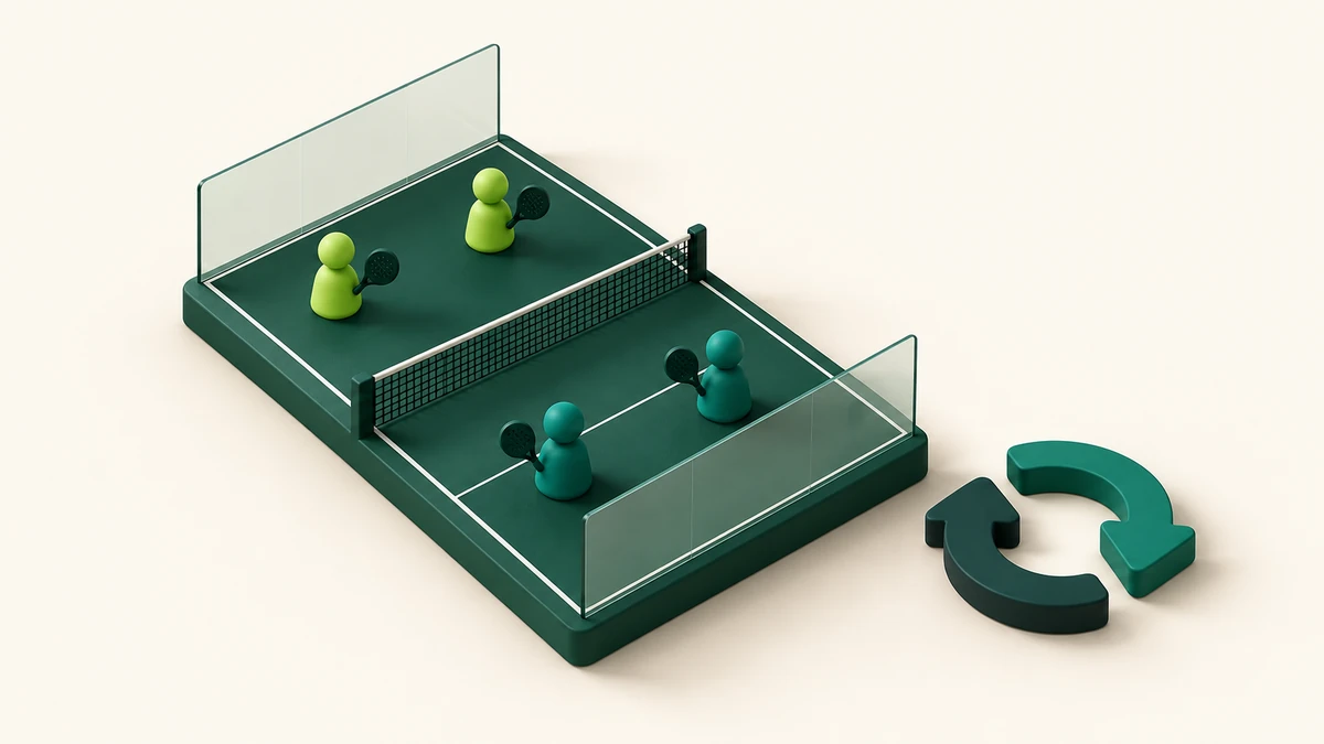 Miniature padel court with four player markers and paired rotation arrows.
